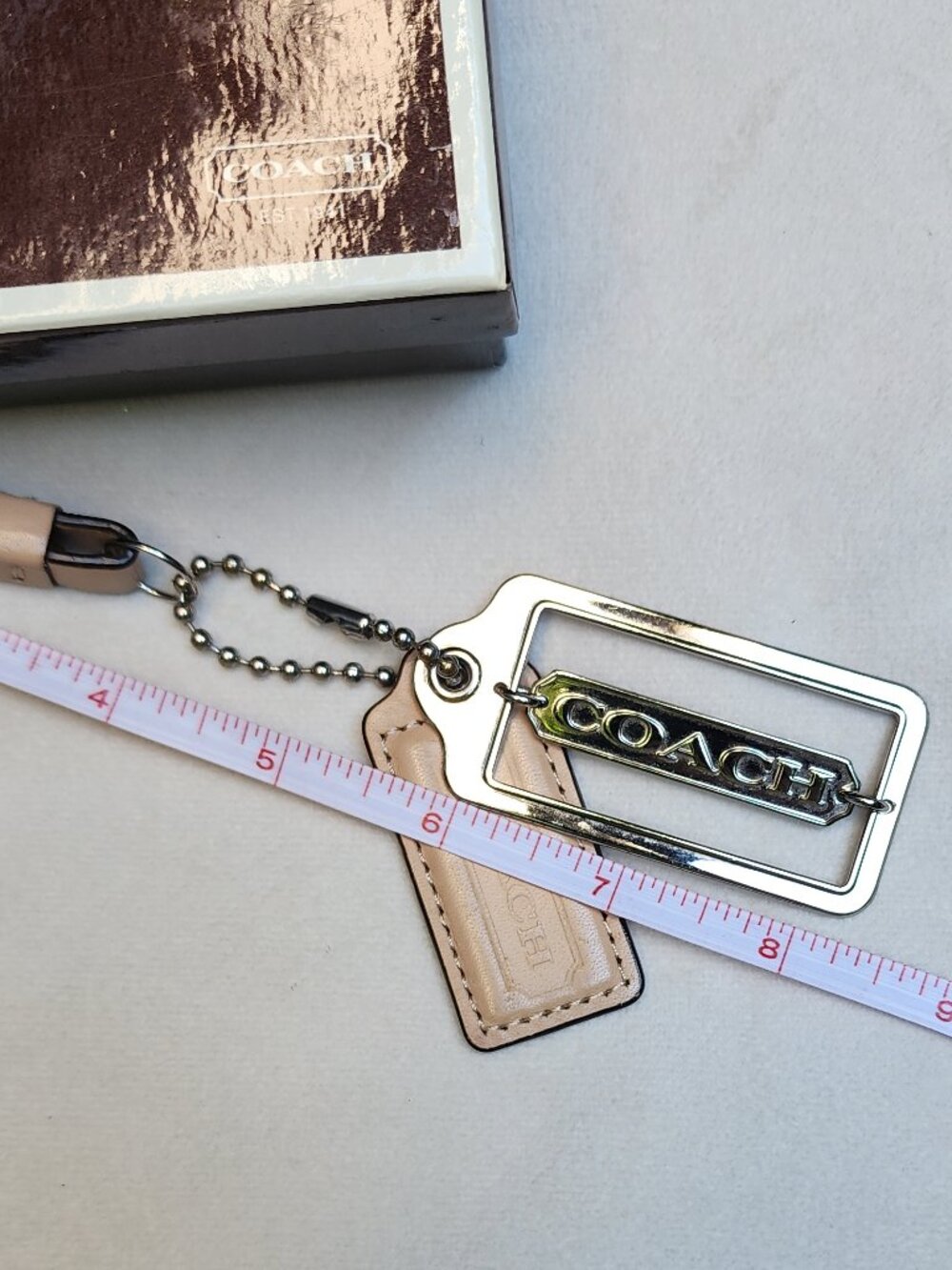 EUC bundle COACH 3 piece Keychains tan, silver WITH COACH gift box - Picture 4 of 15